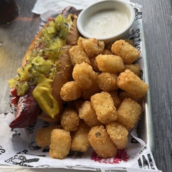 Cold Beers & Cheeseburgers - Frank-N-Stein - Sports Bars Near Me - Buckeye, Arizona