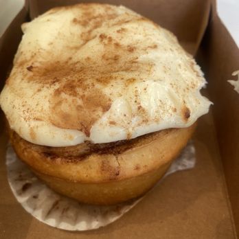 Molly's - Cinnamon roll - Breakfast & Brunch Near Me - San Diego, California Molly's - Cinnamon roll - Breakfast & Brunch Near Me - San Diego, California