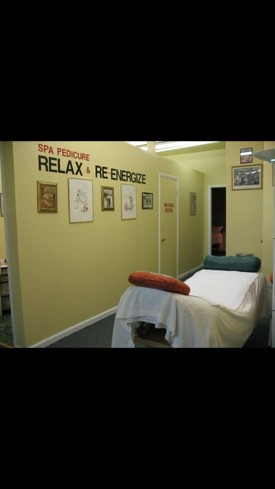 CHARMS NAILS & SPA Updated October 2024 16 Photos & 32 Reviews