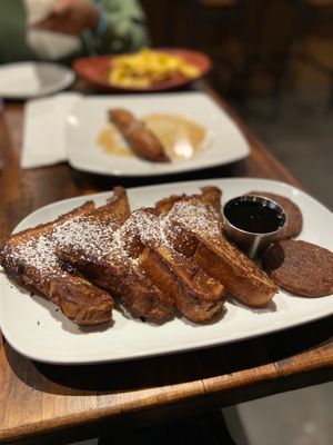 FolkArt Restaurant Hapeville by null