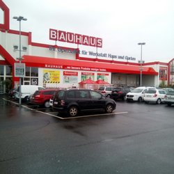 Bauhaus - Eingang Bauhaus Mülheim - Kärlich  Besuch bei strömenden Regen vom 19.05.2017