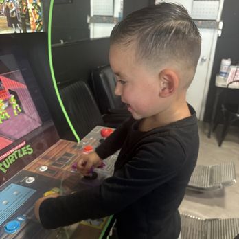 Mr. Cutz - Barbers Near Me - Indio, California Mr. Cutz - Barbers Near Me - Indio, California