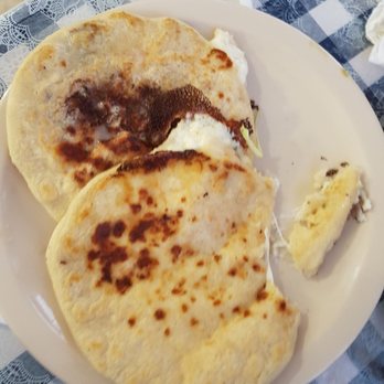 Restaurante Las San Sivar Pupusería - Pupusas - cheese n cheese/bean - Salvadoran Near Me - Toronto, Ontario Restaurante Las San Sivar Pupusería - Pupusas - cheese n cheese/bean - Salvadoran Near Me - Toronto, Ontario