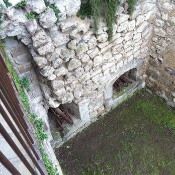 Hotel Antiche Mura - Cannons - Hotels Near Me - Sorrento, NA