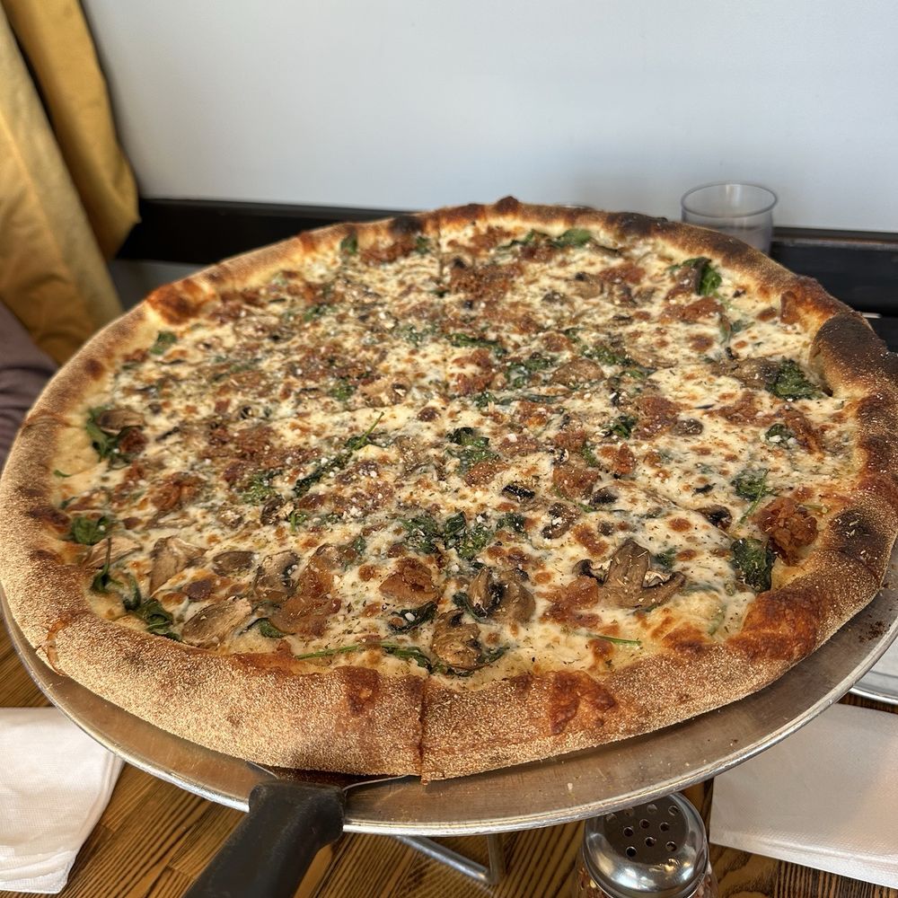 Fat Lip Pizza & Beer - White Pie - Pizza Near Me - Corona, California Fat Lip Pizza & Beer - White Pie - Pizza Near Me - Corona, California