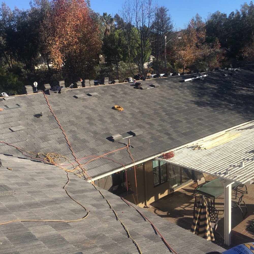 Slide of Roofing Pros Calabasas