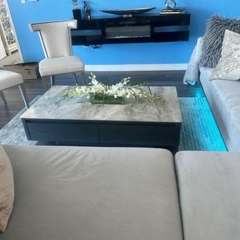 Maggie May Flowerz - Long modern coffee table arrangement - Florists Near Me - Riverside, California Maggie May Flowerz - Long modern coffee table arrangement - Florists Near Me - Riverside, California
