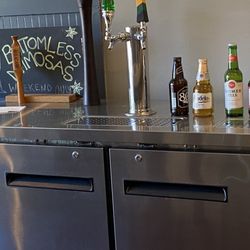 Lighthouse Cafe - Beer & wine