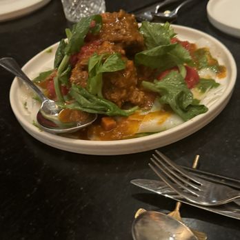 Lily - Oxtail on bed of wide rice noodles. - Vietnamese Near Me - San Francisco, California