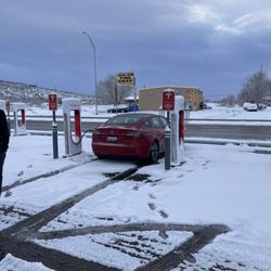 Kiva Cafe - Tesla Supercharger