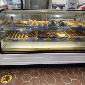 Mike's Pastry - Bakeries Near Me - Boston, Massachusetts Mike's Pastry - Bakeries Near Me - Boston, Massachusetts