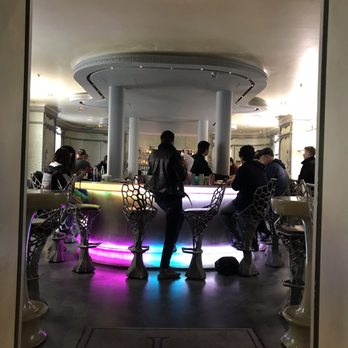 Ladurée - Bar area - Macarons Near Me - Paris, 75 Ladurée - Bar area - Macarons Near Me - Paris, 75