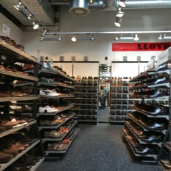 LLOYD Factory Outlet