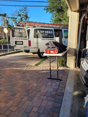 Dr Sparks Electric Logo