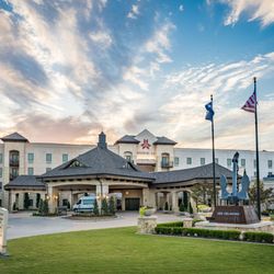 user provided Shangri-La Resort photo