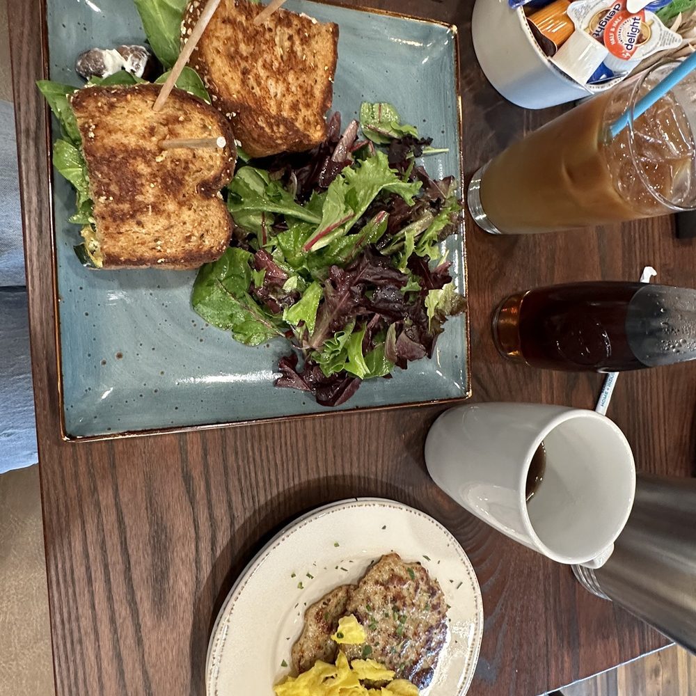 First Watch - Breakfast & Brunch Near Me - Des Plaines, Illinois First Watch - Breakfast & Brunch Near Me - Des Plaines, Illinois