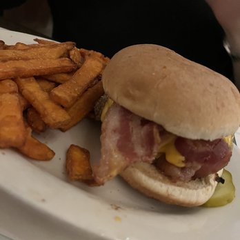 Piper's Kilt - American Burger - American Near Me - Eastchester, New York Piper's Kilt - American Burger - American Near Me - Eastchester, New York