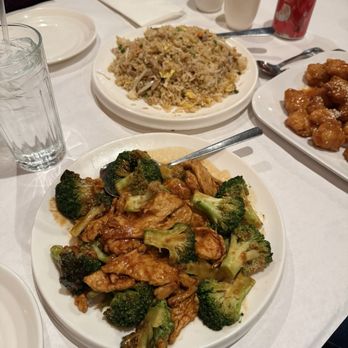 Cheng Du 23 - Chicken with Broccoli 芥蓝鸡 - Seafood Near Me - Wayne, New Jersey