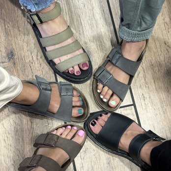 Happy Nails And Spa - Nail Salons Near Me - Huntington Beach, California