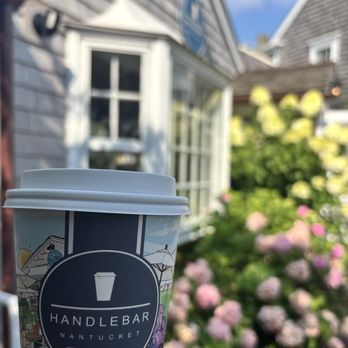 Handlebar Cafe - Vanilla latte - Coffee & Tea Near Me - Nantucket, Massachusetts