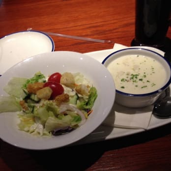 Red Lobster - Garden salad and clam chowder - Seafood Near Me - Orem, Utah