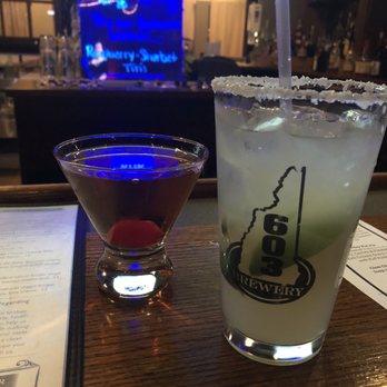 Red Fox Bar & Grille - Partirita and a Woodford Manhattan - American Near Me - Jackson, New Hampshire