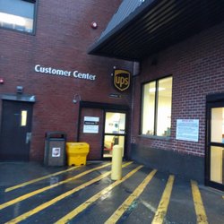 Photo of UPS Customer Center - Maspeth, NY, US. Entrance