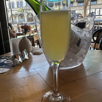 Estrella Cantina Lounge - Unlimited mimosas! - Mexican Near Me - Riverside, California
