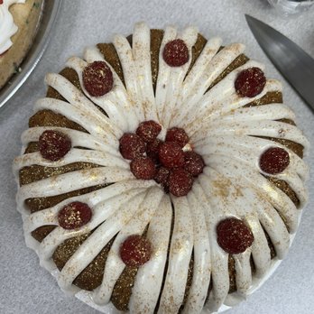 Suga Nana - White Chocolate Raspberry Bundt Cake - Desserts Near Me Suga Nana - White Chocolate Raspberry Bundt Cake - Desserts Near Me