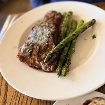 New Leaf Cafe - New York Steak and grilled asparagus - New American Near Me - Eastsound, Washington