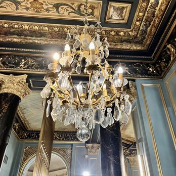 Starbucks - Coffee & Tea Near Me - Paris, 75