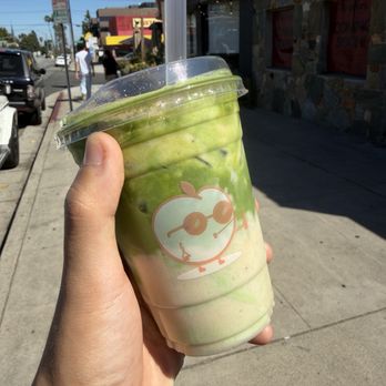 Whata Peach - Banana Pudding Matcha - Coffee & Tea Near Me - Burbank, California Whata Peach - Banana Pudding Matcha - Coffee & Tea Near Me - Burbank, California