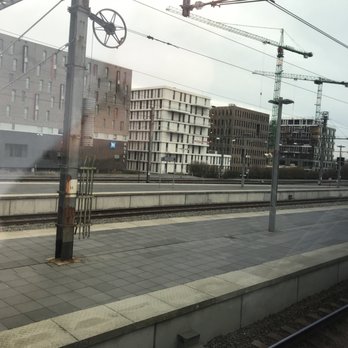 Station Brugge - Platform - Train Stations Near Me - Bruges, VWV Station Brugge - Platform - Train Stations Near Me - Bruges, VWV