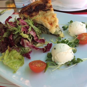 Brasserie am Gendarmenmarkt - Vegetarian quiche, I think it could of been presented a little bit fancier. - Brasseries Near Me - Berlin, BE Brasserie am Gendarmenmarkt - Vegetarian quiche, I think it could of been presented a little bit fancier. - Brasseries Near Me - Berlin, BE