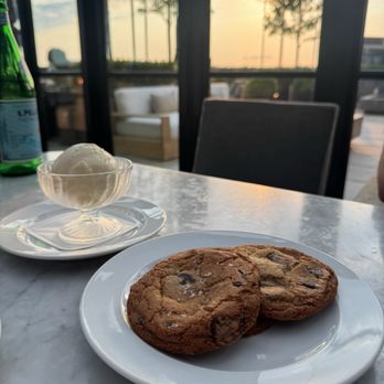 RH Rooftop Restaurant at RH Minneapolis - Cookies and ice cream - American Near Me - Edina, Minnesota RH Rooftop Restaurant at RH Minneapolis - Cookies and ice cream - American Near Me - Edina, Minnesota