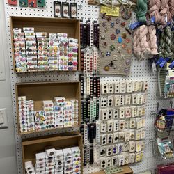 Stitches in Time Yarn - Lots of buttons to choose for your next yarn project.