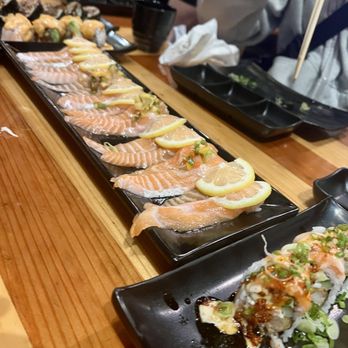 888 Sushi and Robata - Lemon salmon - Japanese Near Me - Las Vegas, Nevada 888 Sushi and Robata - Lemon salmon - Japanese Near Me - Las Vegas, Nevada