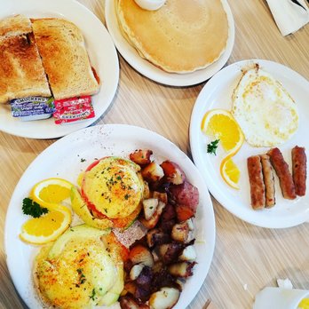 Stacks Pancake House - California eggs benedict and sausage with eggs - Breakfast & Brunch Near Me - Irvine, California Stacks Pancake House - California eggs benedict and sausage with eggs - Breakfast & Brunch Near Me - Irvine, California