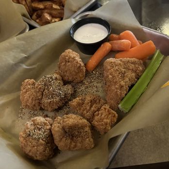 Buffalo Wild Wings - lemon pepper dry rub - Chicken Wings Near Me - Union City, California Buffalo Wild Wings - lemon pepper dry rub - Chicken Wings Near Me - Union City, California