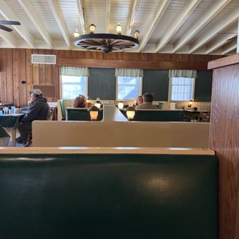 Joey's Pancake House - Dining room - Diners Near Me - Maggie Valley, North Carolina