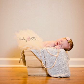 Lindsey Wilkins Photographer - Session Photography Near Me Lindsey Wilkins Photographer - Session Photography Near Me