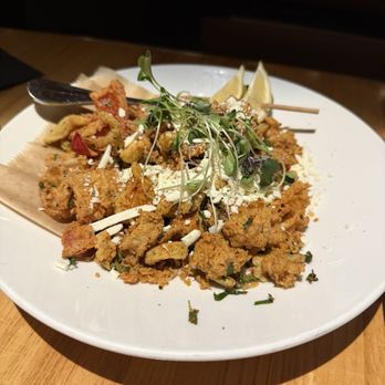 Devon Seafood & Steak - Calamari (different from before) - Seafood Near Me - Oakbrook Terrace, Illinois