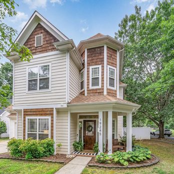 Mike Hege, Realtor | Pridemore Properties at CØMPASS - Realtor in Huntersville, NC | Mike Hege - Real Estate Agents Near Me - Huntersville, North Carolina Mike Hege, Realtor | Pridemore Properties at CØMPASS - Realtor in Huntersville, NC | Mike Hege - Real Estate Agents Near Me - Huntersville, North Carolina