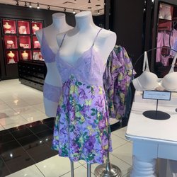 Victorias Secret - Lavender color yay