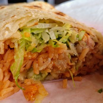 Roberto’s Taco Shop - Pacific Beach - Chile Relleno Burrito - Mexican Near Me - San Diego, California