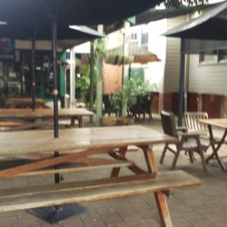 Grafton Hotel - Beer Garden