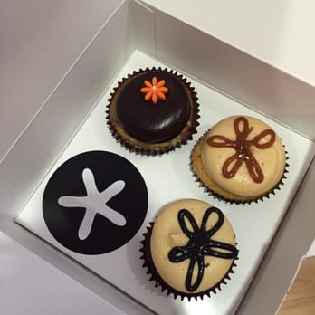 Georgetown Cupcake - These are definitely delicious! - Cupcakes Near Me - Washington, DC, District of Columbia