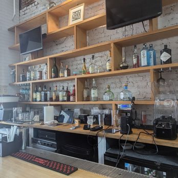 His & Hers - Bar area - New American Near Me - Washington, DC, District of Columbia