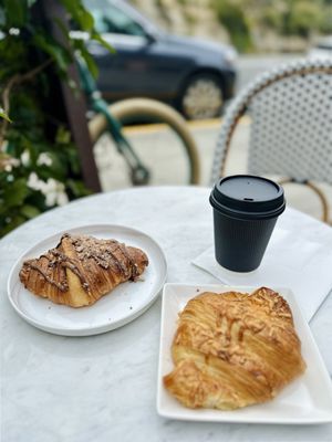Le Saint Honore by null