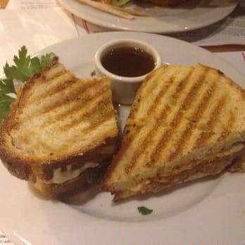 Simmzy's Restaurant Long Beach - Spice & Vinegar Pulled Pork Panino - Gastropubs Near Me - Long Beach, California Simmzy's Restaurant Long Beach - Spice & Vinegar Pulled Pork Panino - Gastropubs Near Me - Long Beach, California